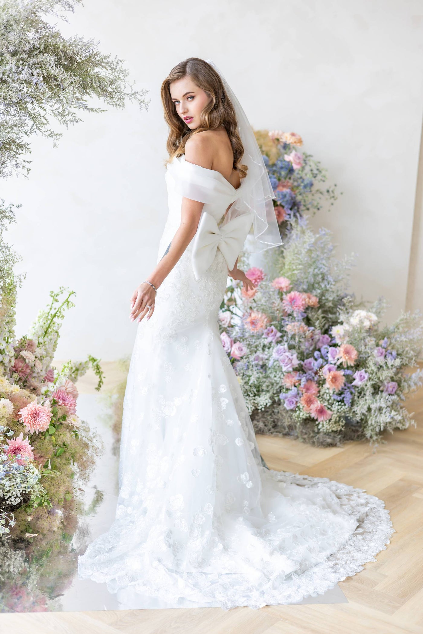 Custom Design Wedding dress/evening gowns/Bridesmaid dress/prom dress/Veil
