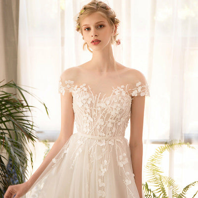 Illusion Sweetheart Floral lace A-line Wedding Dress