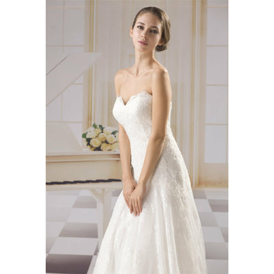 Chicely Sweetheart Chantilly Lace A-line wedding dress1