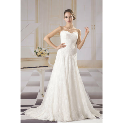 Chicely Sweetheart Chantilly Lace A-line wedding dress